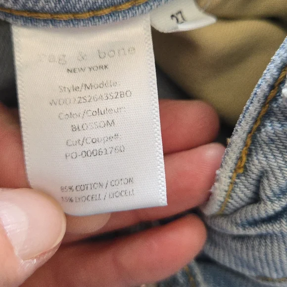 Rag & Bone Women's 27/4 Dre Low Rise Boyfriend Light Wash Denim Jean - Picture 7 of 7